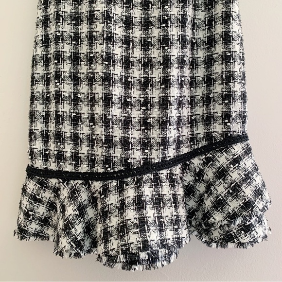 Karl Lagerfeld Gingham Metallic Boucle Shift Dress 2 Black White Sleeveless - Picture 4 of 11